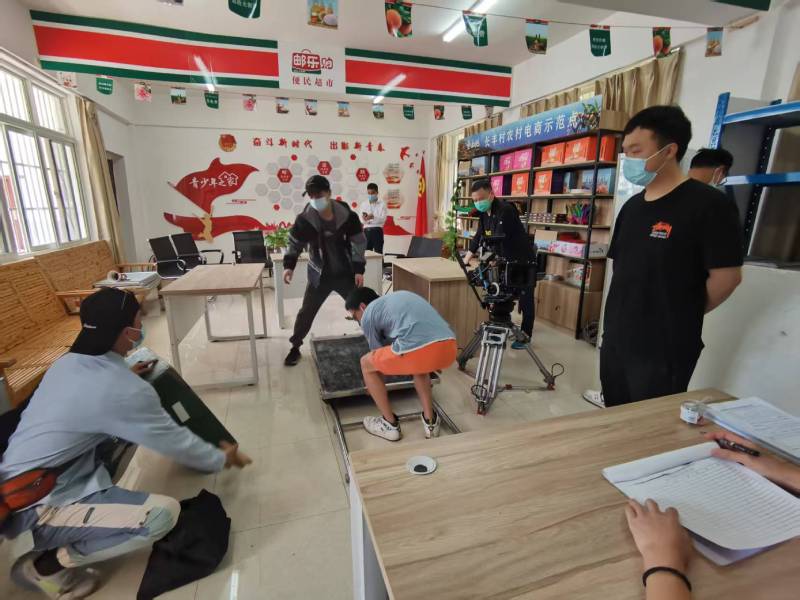 追星女孩心理学分析报告：衢州广告片拍摄公司揭秘饭圈应援式传播逻辑